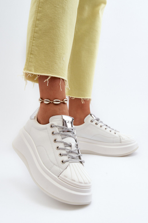 Pealhk Sneakers tüüpi jalanõud Pealiste omad platvormiga GOE NN2N4033 valget värvi Pealhk Sneakers tüüpi jalanõud Pealiste omad platvormiga GOE NN2N4033 valget värvi