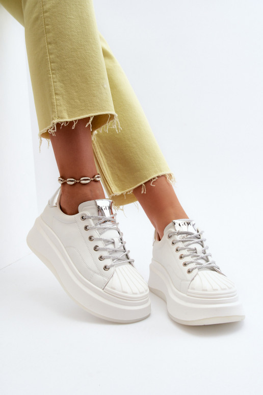 Pealhk Sneakers tüüpi jalanõud Pealiste omad platvormiga GOE NN2N4033 valget värvi Pealhk Sneakers tüüpi jalanõud Pealiste omad platvormiga GOE NN2N4033 valget värvi