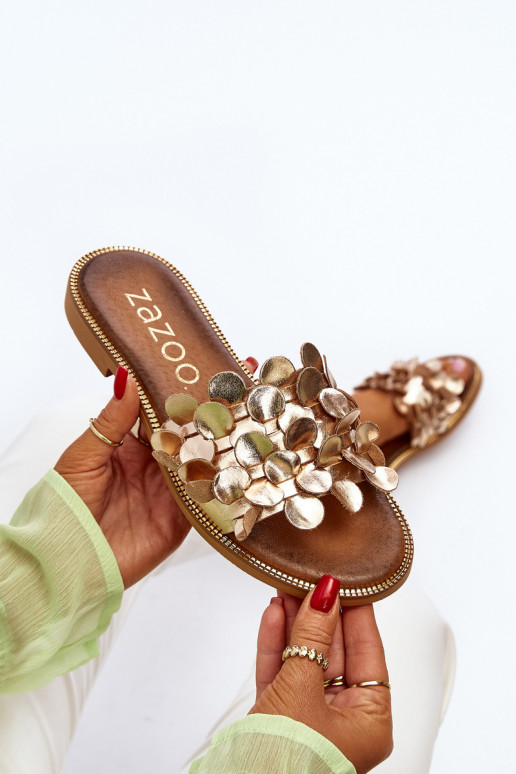 Zazoo 40381 Pealiste omad Plätud naturaalsest nahast laiade nööridega Kuldset värvi Zazoo 40381 Pealiste omad Plätud naturaalsest nahast laiade nööridega Kuldset värvi