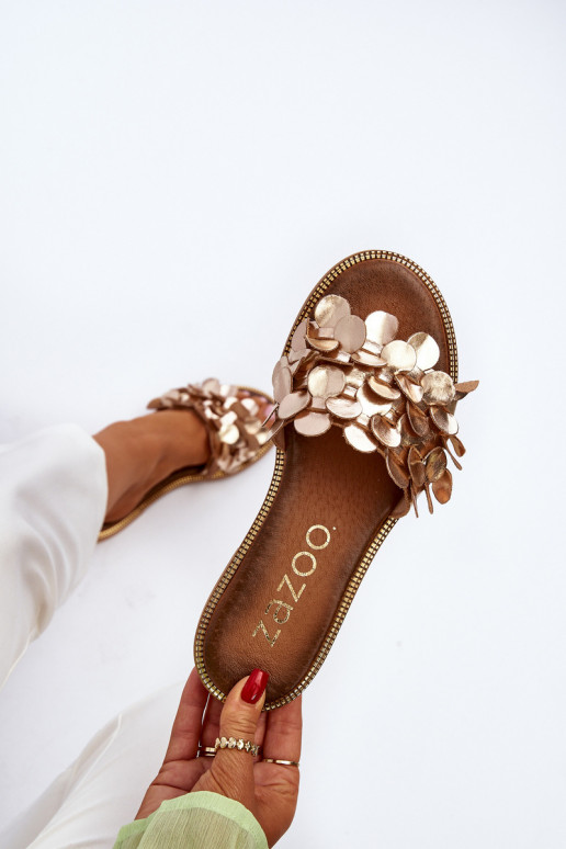 Zazoo 40381 Pealiste omad Plätud naturaalsest nahast laiade nööridega Kuldset värvi Zazoo 40381 Pealiste omad Plätud naturaalsest nahast laiade nööridega Kuldset värvi