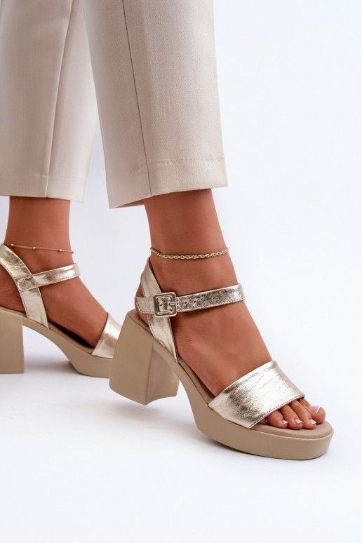 Zazoo 40386 Pealiste omad Pealistesandaalid Klockis Kuldset värvi Zazoo 40386 Pealiste omad Pealistesandaalid Klockis Kuldset värvi