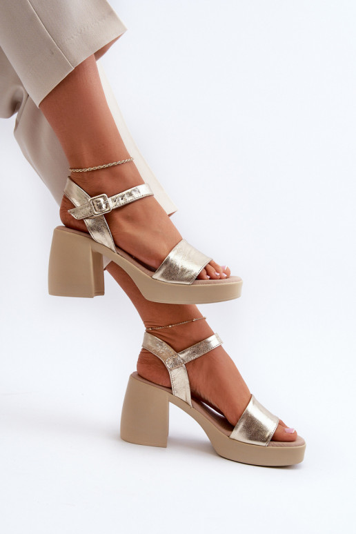 Zazoo 40386 Pealiste omad Pealistesandaalid Klockis Kuldset värvi Zazoo 40386 Pealiste omad Pealistesandaalid Klockis Kuldset värvi