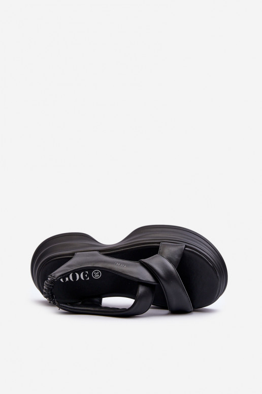 Pealistesandaalid Pealiste omad Sellel onssiivsel tallal msuud GOE NN2N4106