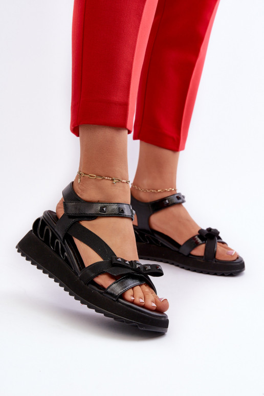 Pealistesandaalid lipsukesega D&A CR956 msuud