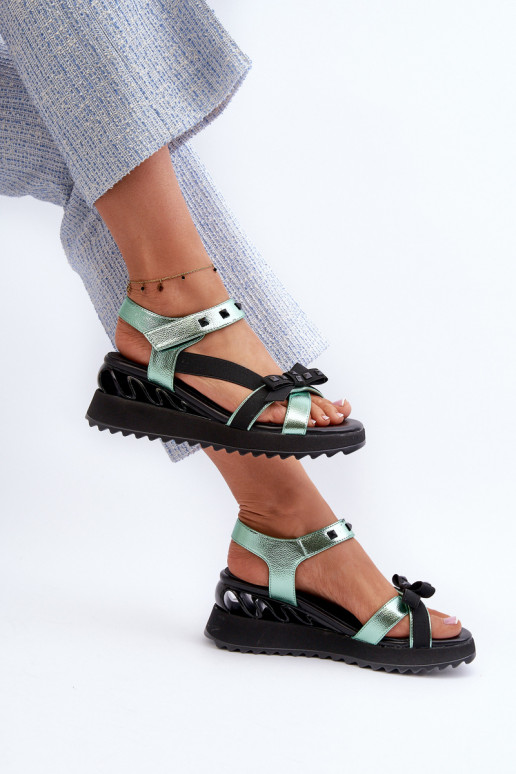 Pealistesandaalid lipsukesega D&A CR956 Rohelist värvi