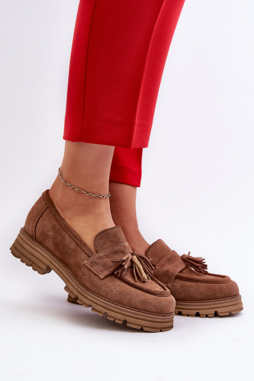 Zazoo 3469 Seemisnahast mokassiinid Pealiste omad narmastega pruunid värvi Zazoo 3469 Seemisnahast mokassiinid Pealiste omad narmastega pruunid värvi