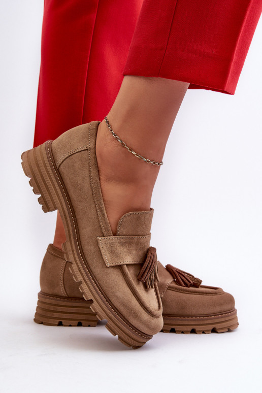 Zazoo 3469 Seemisnahast mokassiinid Pealiste omad narmastega beeži värvi