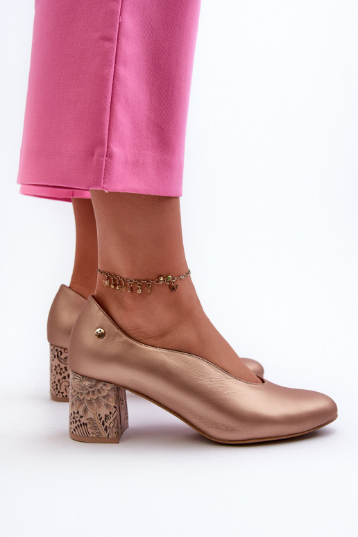 Elegantsed Pealhk Kingad kõrge jämeda kontsaga Sellel onciejka 06422-25 Kuldset värvi Elegantsed Pealhk Kingad kõrge jämeda kontsaga Sellel onciejka 06422-25 Kuldset värvi