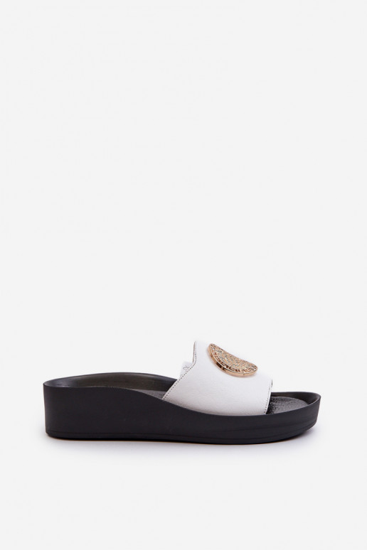 Zazoo 2920 Plätud naturaalsest nahast Pealiste omad Kiilu peal Ze Kuldset värvim Detalem valget värvi Zazoo 2920 Plätud naturaalsest nahast Pealiste omad Kiilu peal Ze Kuldset värvim Detalem valget värvi