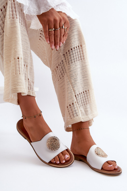 Zazoo 2938 Plätud naturaalsest nahast laiade nööridega kaunistustega valget värvi