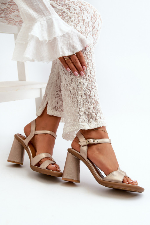 Pealistesandaalid Sellel onciejka 06029-25 Kuldset värvi