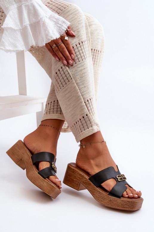 Zazoo 40412 Pealhk Elegantsed naiste plätud Kuldse kaunistusega msuud Zazoo 40412 Pealhk Elegantsed naiste plätud Kuldse kaunistusega msuud