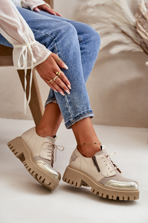 jalatsid Pealiste omad Valmistatud naturaalsest nahast beeži värvi Sellel onciejka 06177-04