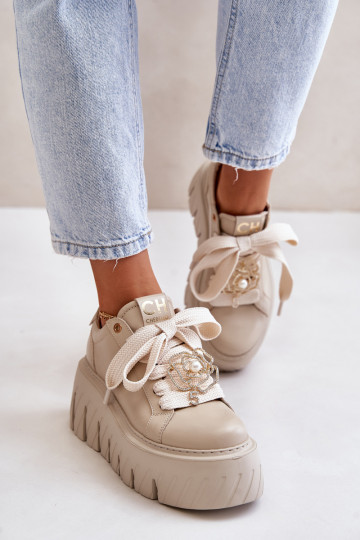 Sneakers tüüpi jalanõud Pealiste omad Sellel onssiivsel tallal Kuldse kaunistusega CheBello 4530 beeži värvi