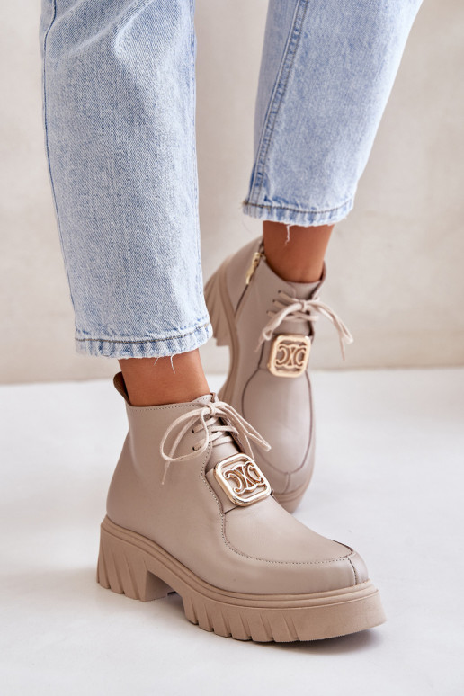 Zazoo 2952 Pealhk Pealiste poolsaapad Kuldse kaunistusega beeži värvi Zazoo 2952 Pealhk Pealiste poolsaapad Kuldse kaunistusega beeži värvi