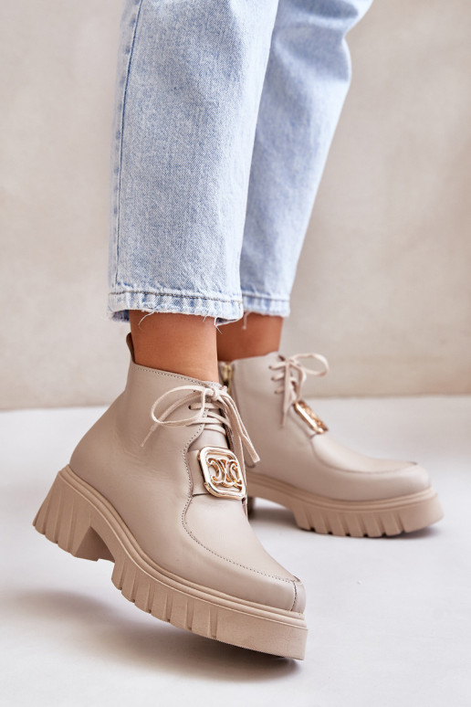 Zazoo 2952 Pealhk Pealiste poolsaapad Kuldse kaunistusega beeži värvi Zazoo 2952 Pealhk Pealiste poolsaapad Kuldse kaunistusega beeži värvi