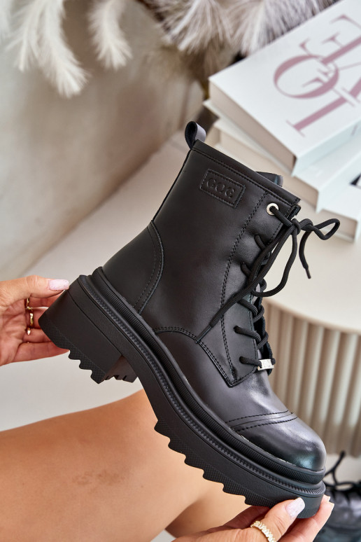 Pealiste omad säärsaapad Pealiste poolsaapad voodriga Valmistatud naturaalsest nahast Goe OO2N4115-IN2 msuud