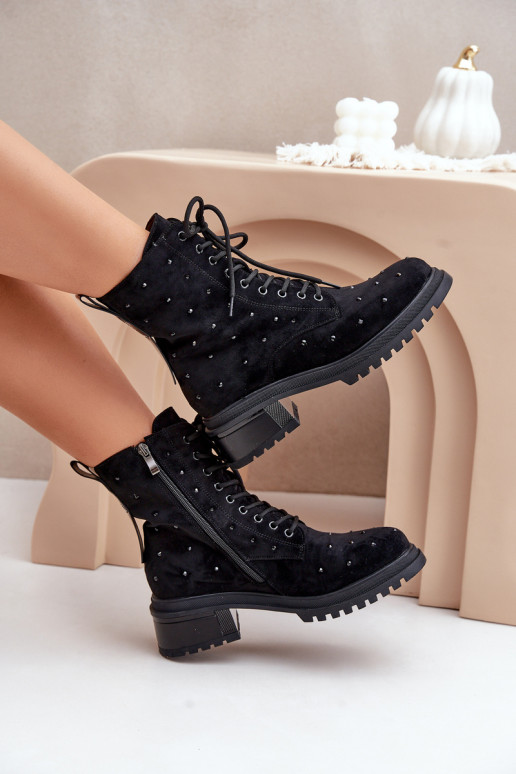 Kaunistustega saapad Pealiste omad voodriga D&A MR880-017 msuud Kaunistustega saapad Pealiste omad voodriga D&A MR880-017 msuud