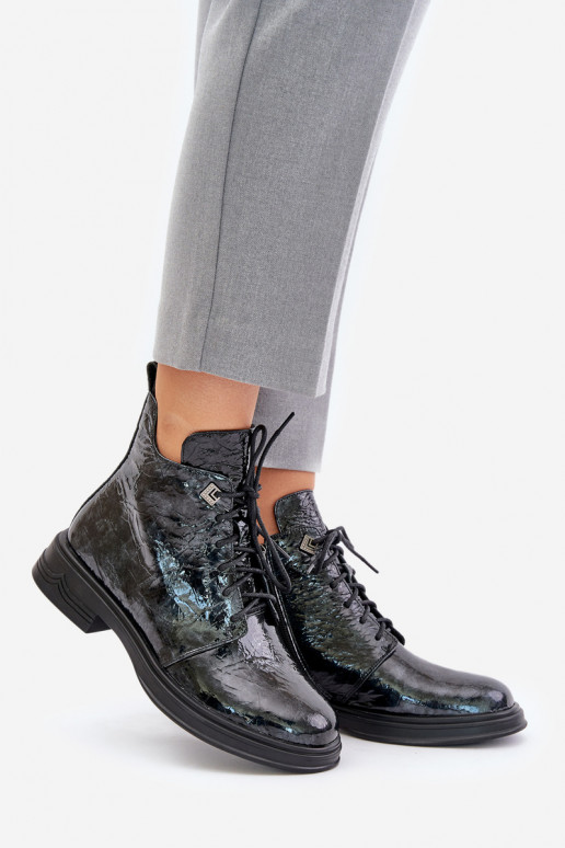 Pealhk Laque Pealiste poolsaapad voodriga Lossi juurde D&A LZ42-042 Must-Halli värvi Pealhk Laque Pealiste poolsaapad voodriga Lossi juurde D&A LZ42-042 Must-Halli värvi