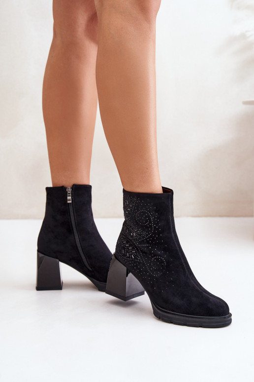 voodriga Pealiste poolsaapad Kaunistusega D&A MR880-130 msuud voodriga Pealiste poolsaapad Kaunistusega D&A MR880-130 msuud