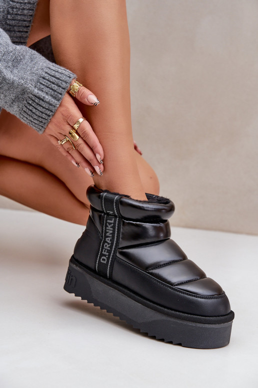 Sellel ondal nööpidega lumesaapad Paksu talla peal D.Franklin DFSH371011 msuud Sellel ondal nööpidega lumesaapad Paksu talla peal D.Franklin DFSH371011 msuud