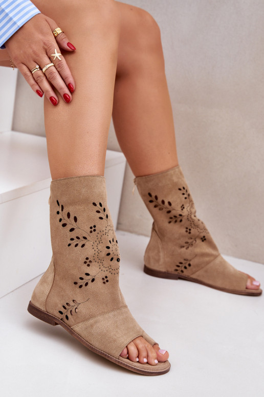 Zazoo 3437 Pealiste omad Seemisnahast kingad madala säärega Lossi juurde beeži värvi Zazoo 3437 Pealiste omad Seemisnahast kingad madala säärega Lossi juurde beeži värvi