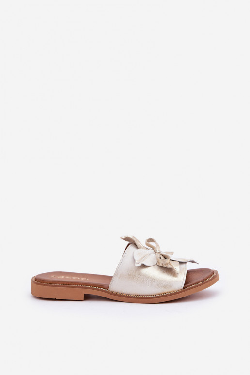 Sussid kaunistustega Pealturaalsest nahast Zazoo 3667 Kuldset värvi Przecierany Sussid kaunistustega Pealturaalsest nahast Zazoo 3667 Kuldset värvi Przecierany