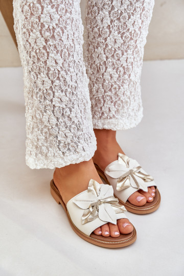 Sussid kaunistustega Pealturaalsest nahast Zazoo 3667 valget värvi