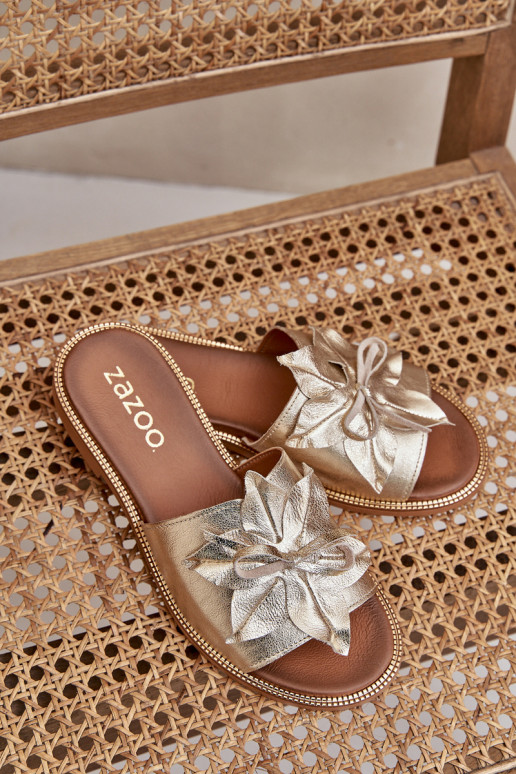 Sussid kaunistustega Pealturaalsest nahast Zazoo 3667 Kuldset värvi Sussid kaunistustega Pealturaalsest nahast Zazoo 3667 Kuldset värvi