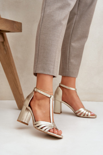 sandaalidPealturalnej Skóry kõrge jämeda kontsaga Laura Messi 2766 2