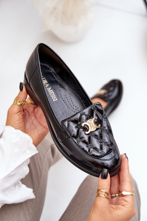 Pealhk Lakitud mokassiinid Kuldse kaunistusega Laura Messi 2927 msuud Pealhk Lakitud mokassiinid Kuldse kaunistusega Laura Messi 2927 msuud