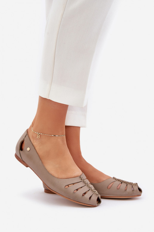 Zazoo 10009 Mugavad naturaalsest nahast baleriinad Pealiste omad beeži värvi Zazoo 10009 Mugavad naturaalsest nahast baleriinad Pealiste omad beeži värvi