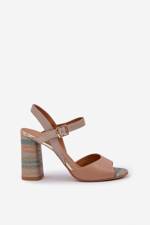 Pealhk Elegantsed sandaalid kõrge jämeda kontsaga Laura Messi 2136 beeži värvi Pealhk Elegantsed sandaalid kõrge jämeda kontsaga Laura Messi 2136 beeži värvi