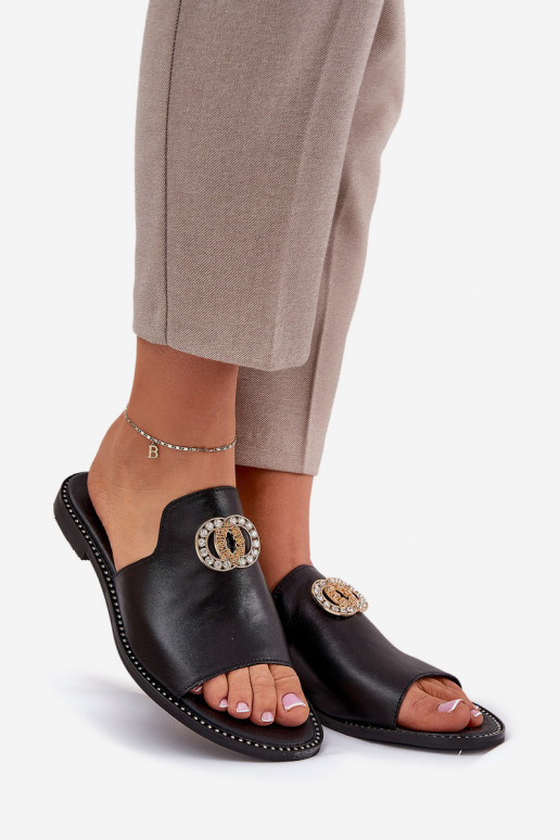 Elegantsed Plätud naturaalsest nahast Pealiste omad kaunistustega Zazoo 3008 msuud Elegantsed Plätud naturaalsest nahast Pealiste omad kaunistustega Zazoo 3008 msuud