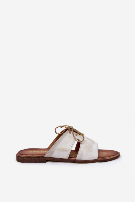 Plätud naturaalsest nahast Pealiste omad laiade nööridega Zazoo 3022 Kuldset värvi Przecierany