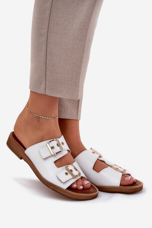 Pealhk sileda tallaga Sussid neetide ja pandlaga Zazoo 3020 valget värvi Pealhk sileda tallaga Sussid neetide ja pandlaga Zazoo 3020 valget värvi