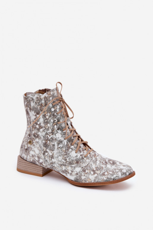 Pealhk Mustriline Pealiste poolsaapad laiade nööridega Sellel onciejka 06391-25 beeži värvi