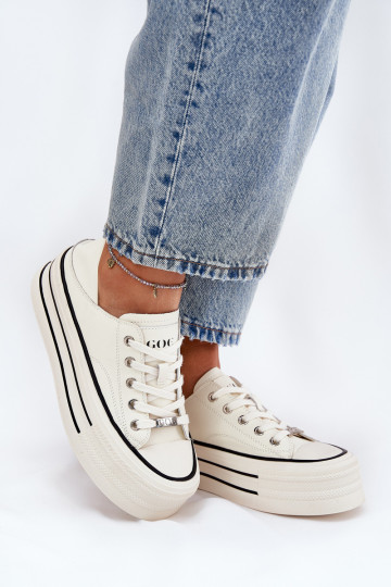 Pealhk naiste saapad platvormiga GOE RR2N4106 valget värvi