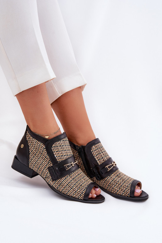 Pealhk Pealiste poolsaapadOdkrytymi Palcami Sellel onciejka 06934-39/00-1 Must-beeži värvi