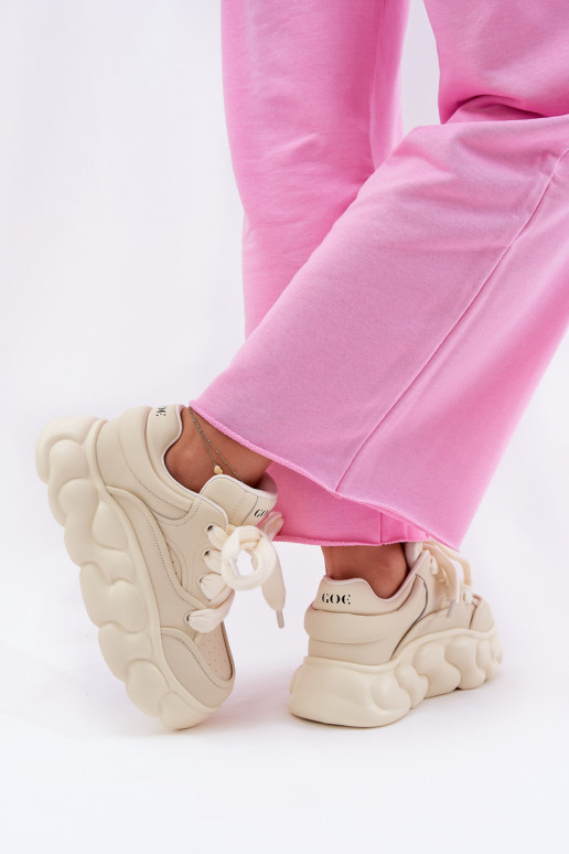 Pealhk Sneakers tüüpi jalanõud Pealiste omad platvormiga GOE RR2N4043 beeži värvi Pealhk Sneakers tüüpi jalanõud Pealiste omad platvormiga GOE RR2N4043 beeži värvi