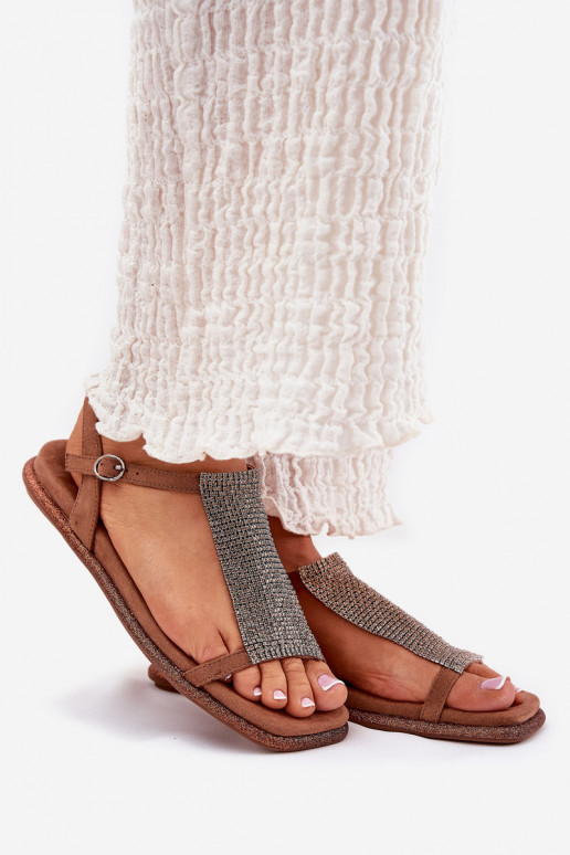 sileda tallaga Elegantsed Pealistesandaalid kristallidega Artiker 56C1365 pruunid värvi sileda tallaga Elegantsed Pealistesandaalid kristallidega Artiker 56C1365 pruunid värvi