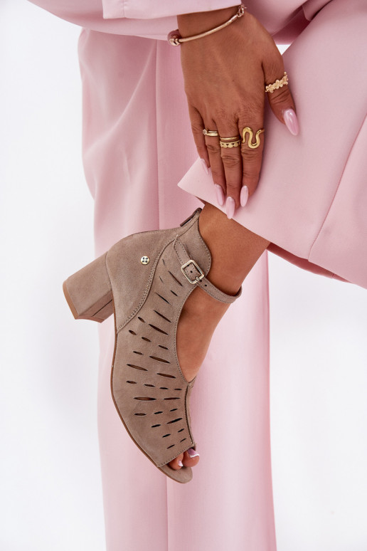 seemisnakhsed Pealiste poolsaapad Sellel onciejka 06893-10 beeži värvi