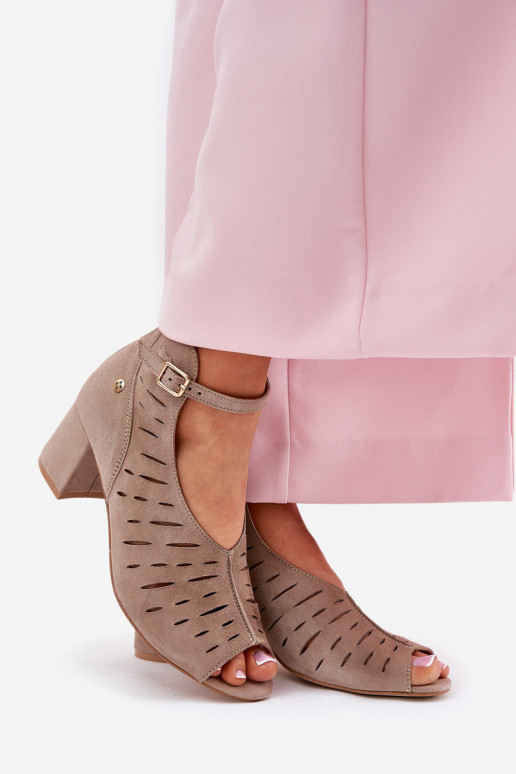 seemisnakhsed Pealiste poolsaapad Sellel onciejka 06893-10 beeži värvi