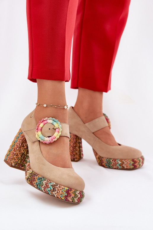 Kingad Koos punutisega kõrge jämeda kontsaga Ja platvorm Sellel onciejka 06839-04 beeži värvi Kingad Koos punutisega kõrge jämeda kontsaga Ja platvorm Sellel onciejka 06839-04 beeži värvi