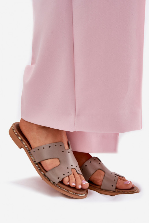 Zazoo 40326 Pealiste omad Sussid Dekoratiivsete väljalõigetega beeži värvi Zazoo 40326 Pealiste omad Sussid Dekoratiivsete väljalõigetega beeži värvi