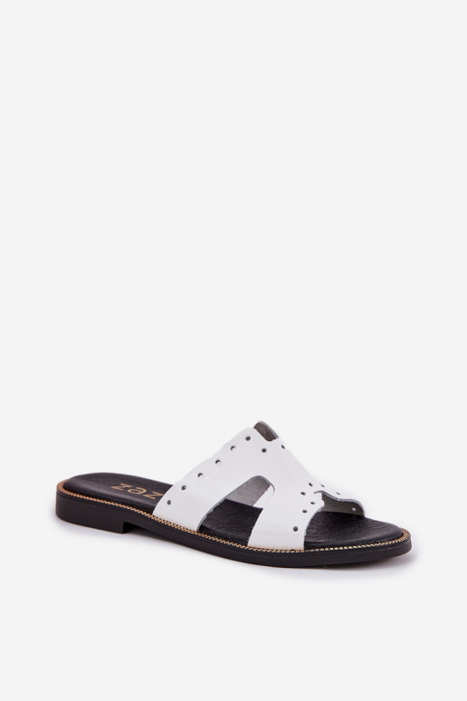 Zazoo 40326 Laque Pealiste omad Sussid Dekoratiivsete väljalõigetega valget värvi Zazoo 40326 Laque Pealiste omad Sussid Dekoratiivsete väljalõigetega valget värvi