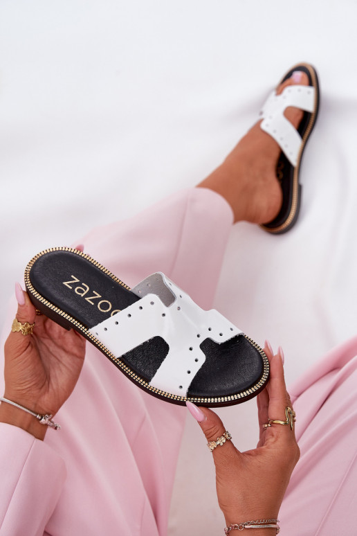 Zazoo 40326 Laque Pealiste omad Sussid Dekoratiivsete väljalõigetega valget värvi Zazoo 40326 Laque Pealiste omad Sussid Dekoratiivsete väljalõigetega valget värvi