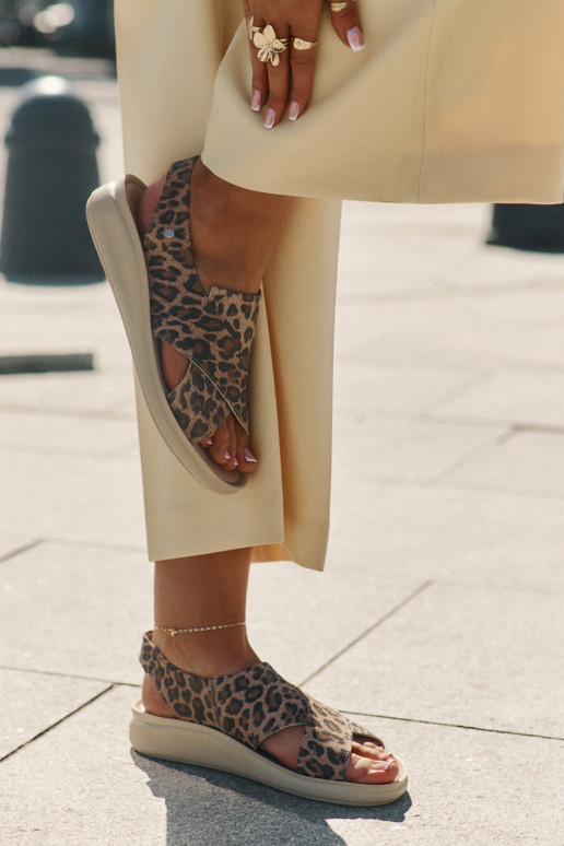 Zazoo 40392 Pealistesandaalid Pealiste omad leopardimustriga pruunid värvi Zazoo 40392 Pealistesandaalid Pealiste omad leopardimustriga pruunid värvi