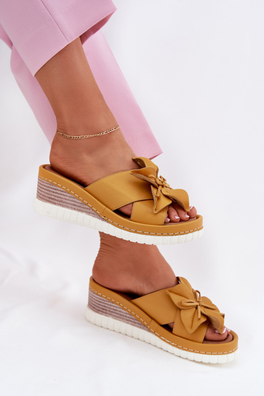 Plätud naturaalsest nahast Pealiste omad Kiilu peal Koos Ornate Lill Artiker 52C0504 Kollased