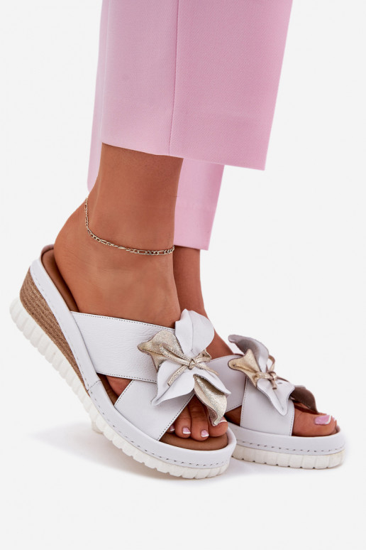 Plätud naturaalsest nahast Pealiste omad Kiilu peal Koos Ornate Lill Artiker 52C0537 valget värvi